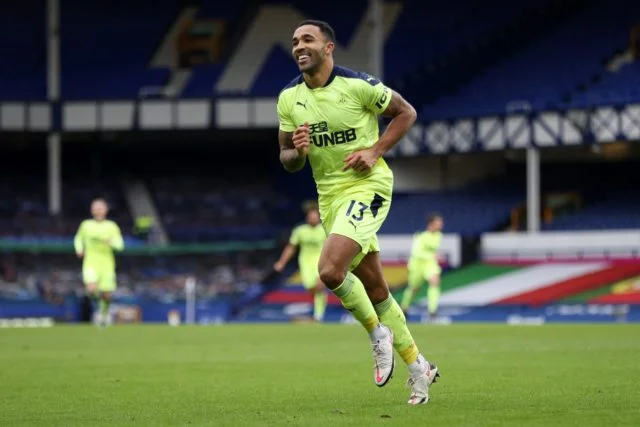 Navijači Newcastle Uniteda reagirali na udarac ozljede Calluma Wilsona 5