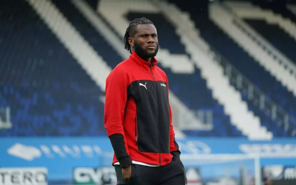 Tottenham se suočava s velikom bitkom Francka Kessieja jer je milanski as priznao da nije mogao odbiti Chelsea 1